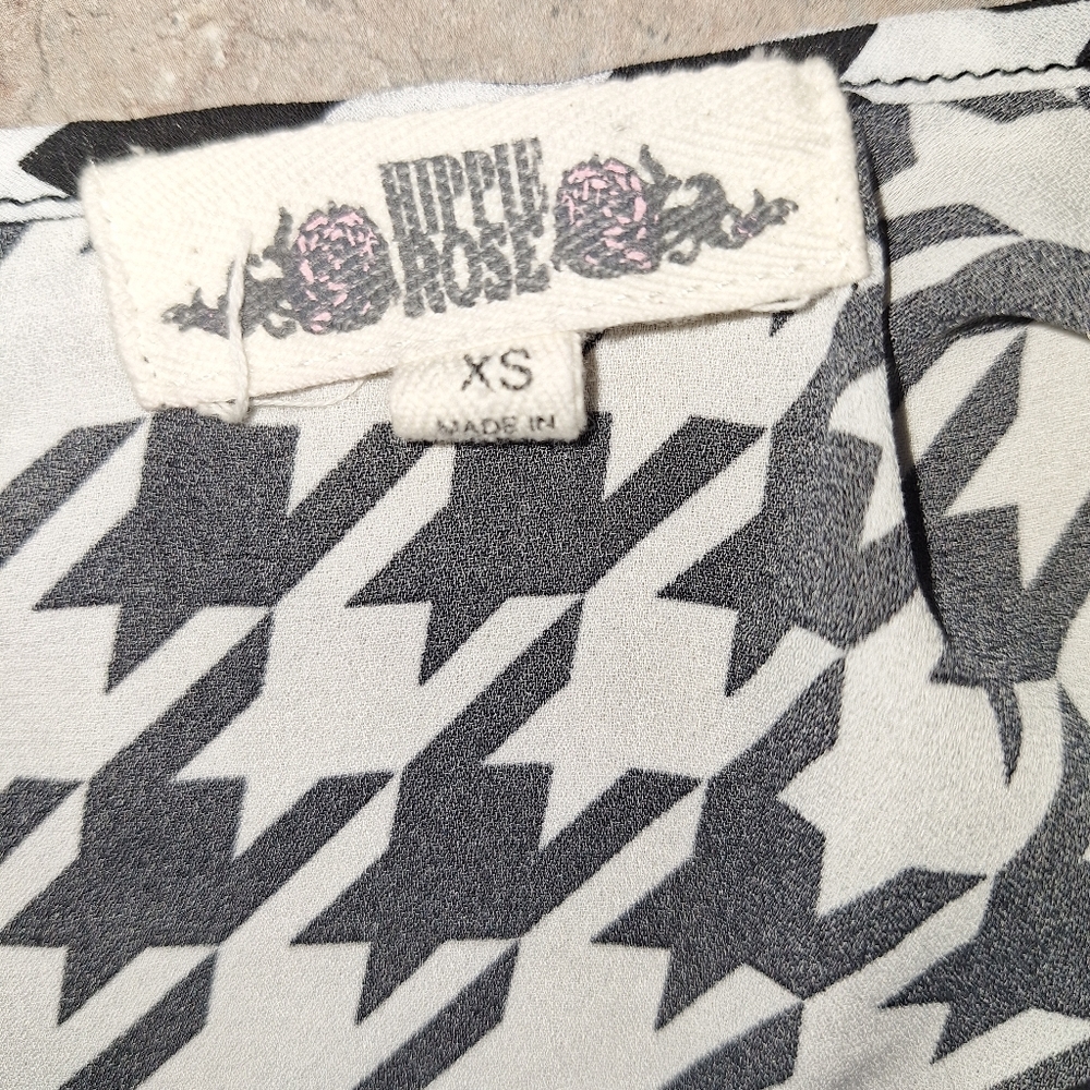 Black and White Houndstooth Women's Top - Picture 3 of 5